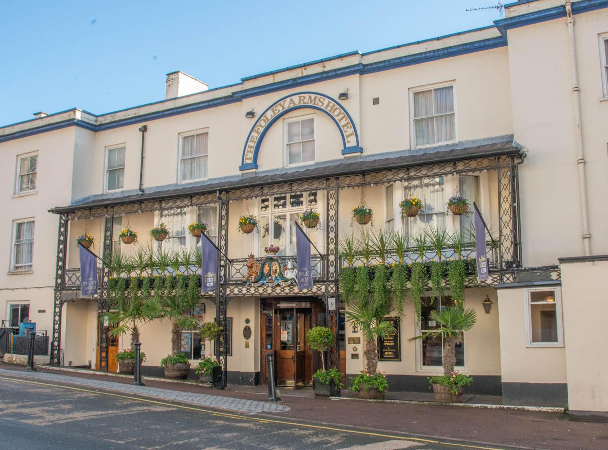 Foley Arms Hotel 大莫尔文 外观 照片
